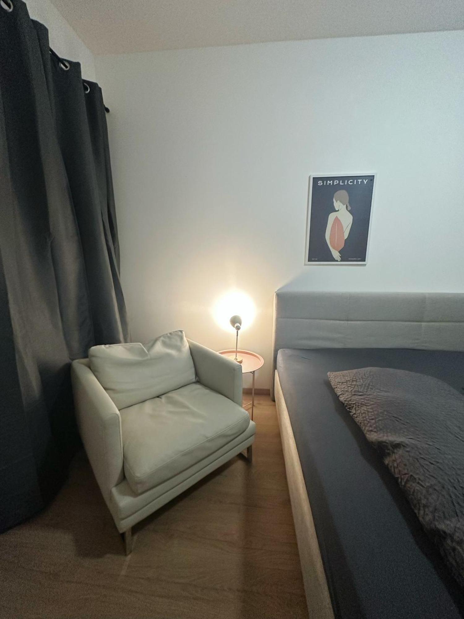2Schlafenzimmer 5Betten Montuerwhonung Lejlighed Düsseldorf Eksteriør billede