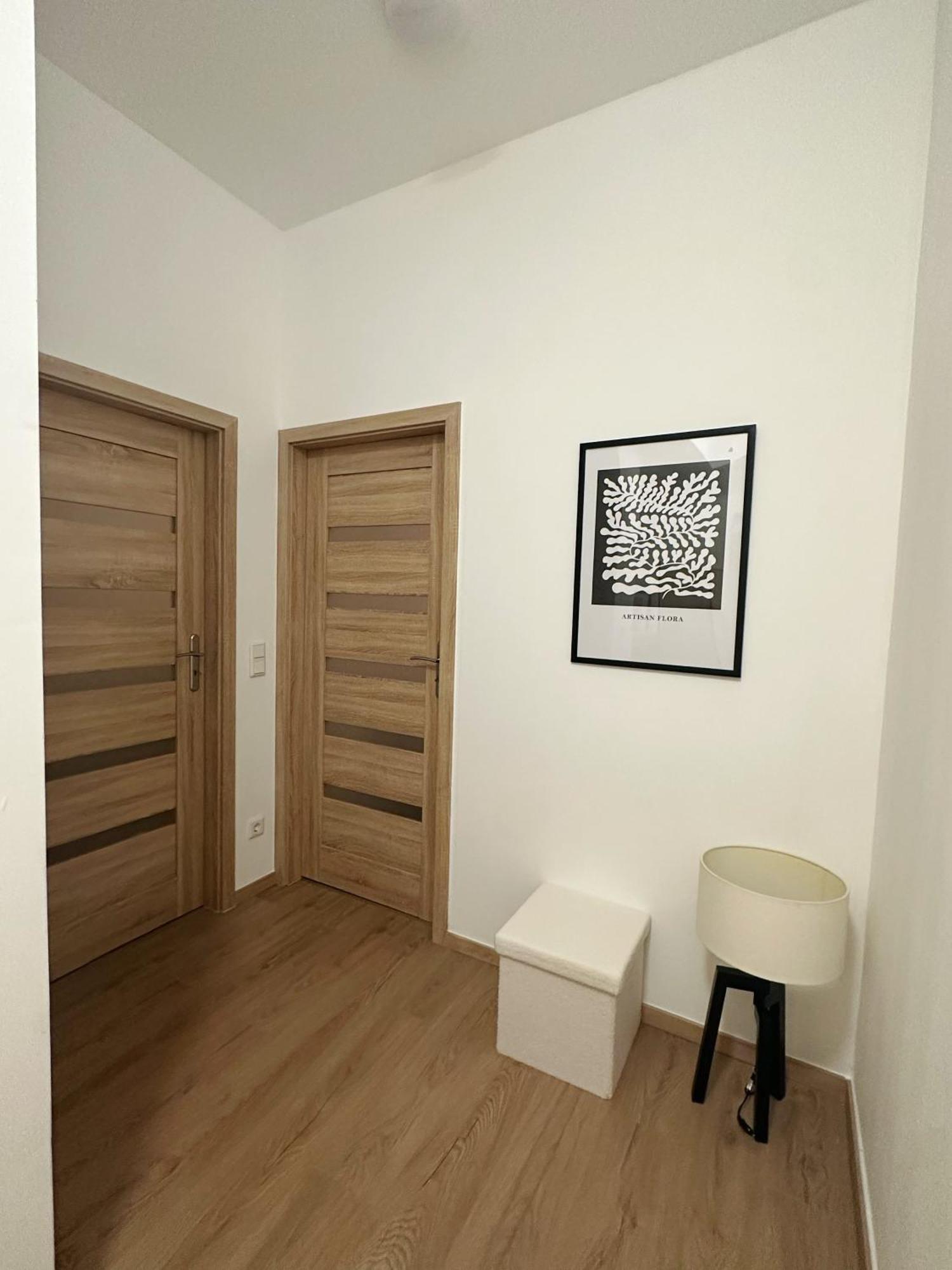 2Schlafenzimmer 5Betten Montuerwhonung Lejlighed Düsseldorf Eksteriør billede